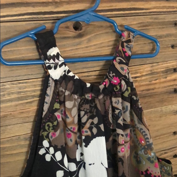 high neck Tank - Picture 2 of 4